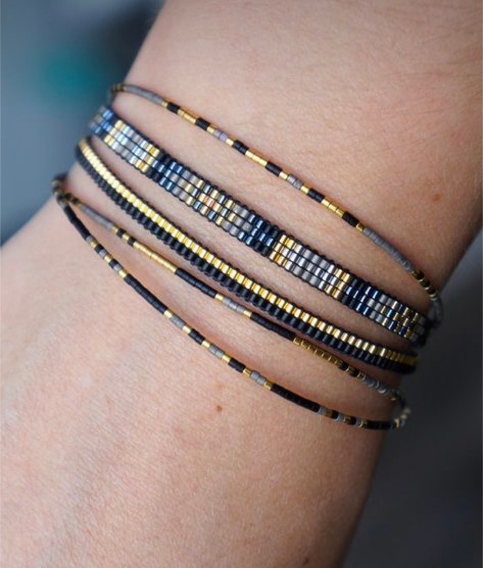 دستبند میوکی ترکیبی با طیف ( مشکی ، طلایی)