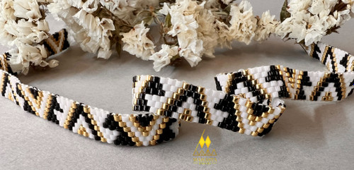 چوکر میوکی رنگبندی ( سفید ، مشکی ، طلایی)