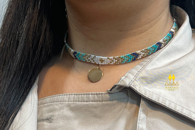 چوکرمیوکیطیف رنگ ( آبی ، سفید ، کرم )