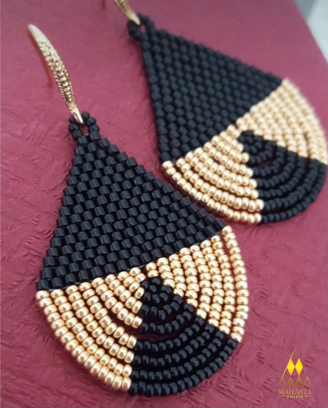 گوشواره میوکی مدل آویز طیف رنگ( مشکی، طلایی)