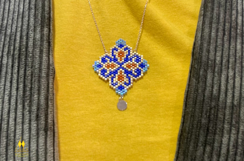 پلاک میوکی طرح کاج ترکیب با آویز طلا