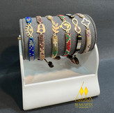 دستبندهای میوکی طرح شاد ترکیب با پلاک طلا