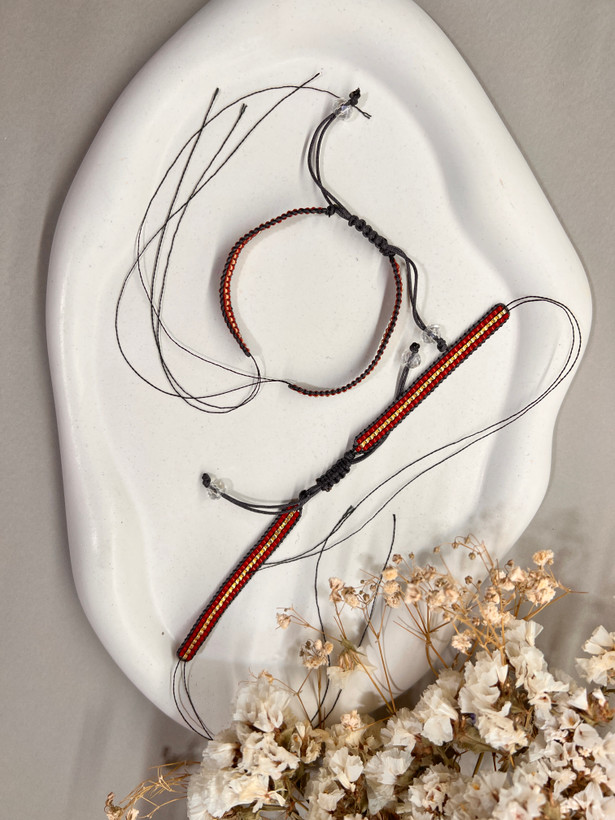 دستبند میوکی ۳ رج قرمز ولنتاینی | دستبند مهرهای زنانه دستساز