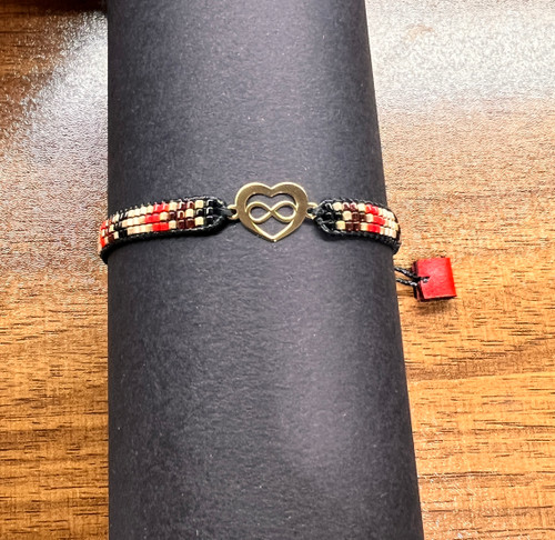 دستبند میوکی زنانه ترکیب طلا با طرح قلب و بینهایت رنگی