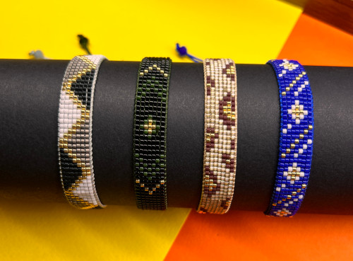 تصویر اصلی: دستبند میوکی ۷ رج رنگبندی شاد و جذاب